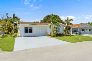 6703 62nd Street, Tamarac, FL 33321 - MLS#B26023552
