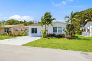 6703 62nd Street, Tamarac, FL 33321 - MLS#B26023552