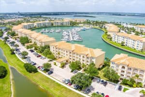 18 Harbour Isle Drive, Fort Pierce, FL 34949 - MLS#B26023553