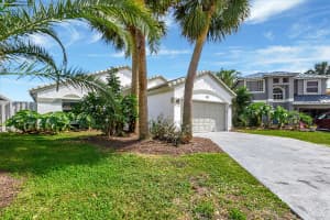 215 40th Avenue, Delray Beach, FL 33445 - MLS#B26023555