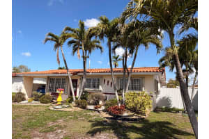 743 55th Place, Hialeah, FL 33012 - MLS#B26023567