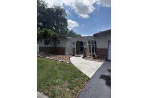 9101 52nd Court, Cooper City, FL 33328 - MLS#B26023589