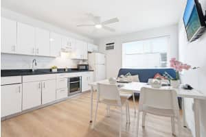 343 Van Buren Street, Hollywood, FL 33019 - MLS#B26023614