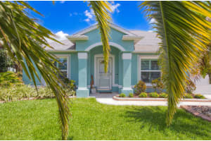 613 Dean Terrace, Port Saint Lucie, FL 34984 - MLS#B26023617