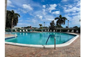 2880 Lake Osborne Drive 209, Lake Worth Beach, Fl 33461, Lake Worth Beach