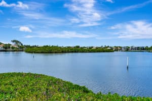 2704 Captains Way, Jupiter, FL 33477 - MLS#B26023648