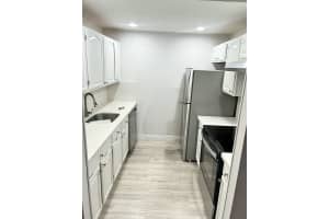 300 134th Way, Pembroke Pines, FL 33027 - MLS#B26023678