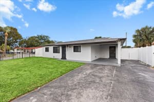 3170 14th Court, Lauderhill, FL 33311 - MLS#B26023699