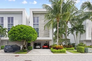 1811 42nd Drive, Boca Raton, FL 33431 - MLS#B26023736