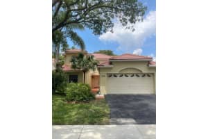 1328 Bayview Circle, Weston, Fl 33326, Weston