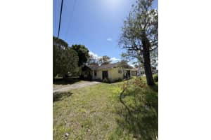 1709 22nd Street, Fort Pierce, FL 34950 - MLS#B26023752