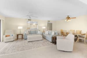 801 Ocean Drive, Fort Pierce, FL 34949 - MLS#B26023759