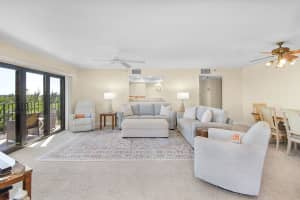 801 Ocean Drive, Fort Pierce, FL 34949 - MLS#B26023759