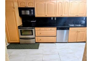 6651 Racquet Club Drive, Lauderhill, FL 33319 - MLS#B26023785