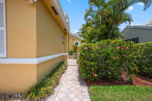 4362 Kensington Park Way, Wellington, FL 33449 - MLS#B26023788