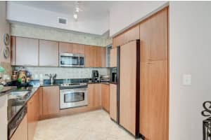 625 Casa Loma Boulevard, Boynton Beach, FL 33435 - MLS#B26023791