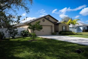 414 Dahled Avenue, Port Saint Lucie, FL 34953 - MLS#B26023826