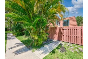 1540 Masters Circle, Delray Beach, FL 33445 - MLS#B26023839