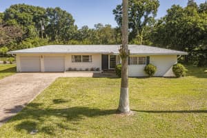 2616 15th Street, Vero Beach, FL 32960 - MLS#B26023844