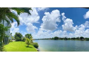 877 195th Street, Miami, FL 33179 - MLS#B26023846