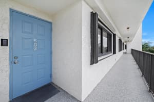 2300 33rd Avenue, Fort Lauderdale, FL 33305 - MLS#B26023849