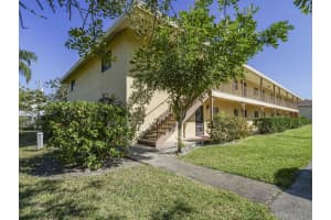 400 18th Street, Vero Beach, FL 32960 - MLS#B26023875