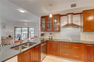 2409 Ocean Boulevard, Fort Lauderdale, FL 33305 - MLS#B26023898