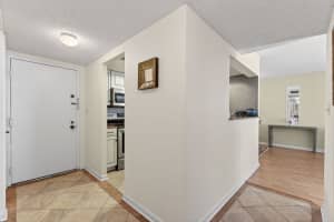 1009 Ocean Boulevard, Pompano Beach, FL 33062 - MLS#B26023954