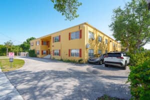 330 20th Street, Boca Raton, FL 33431 - MLS#B26023962