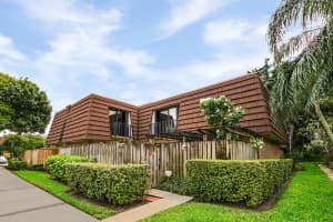 2316 23rd Lane, Palm Beach Gardens, FL 33418 - MLS#B26023968