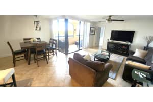450 Egret Circle, Delray Beach, FL 33444 - MLS#B26023969