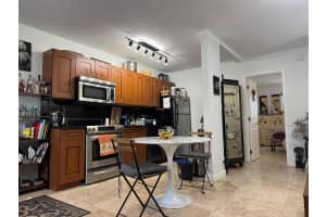 1470 Dixie Highway, Fort Lauderdale, FL 33304 - MLS#B26023993