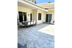 2921 Twin Oaks Way, Wellington, FL 33414 - MLS#B26023994
