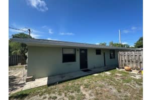 611 Coast Avenue, Lantana, FL 33462 - MLS#B26024011