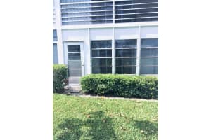 215 Windsor J, West Palm Beach, FL 33417, West Palm Beach, FL 33417 - MLS#B26024018