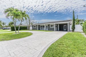 2770 53rd Street, Lighthouse Point, FL 33064 - MLS#B26024025