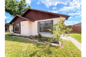 5330 Mendoza Street, West Palm Beach, Fl 33415, West Palm Beach