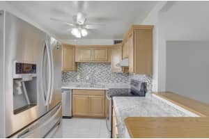 136 Somerset G, West Palm Beach, FL 33417, West Palm Beach, FL 33417 - MLS#B26024039