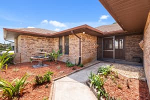 472 Majestic Terrace, Port Saint Lucie, FL 34983 - MLS#B26024068
