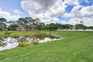 5728 Edgewater Circle, Stuart, FL 34997 - MLS#B26024098