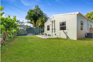 1928 Adams Street, Hollywood, FL 33020 - MLS#B26024117