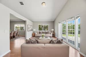 5233 Rosen Boulevard, Boynton Beach, FL 33472 - MLS#B26024125