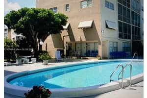 200 14th Avenue, Hallandale Beach, FL 33009 - MLS#B26024146