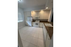 4 Harbour Isle Drive, Fort Pierce, FL 34949 - MLS#B26024147