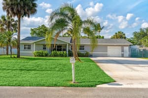6537 Monmouth Road, West Palm Beach, FL 33413 - MLS#B26024155