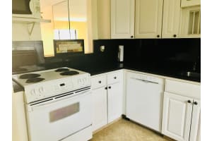139 Sparrow Drive, Royal Palm Beach, FL 33411 - MLS#B26024166