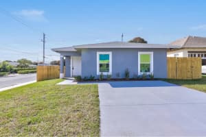 2213 Division Avenue, West Palm Beach, FL 33407 - MLS#B26024169