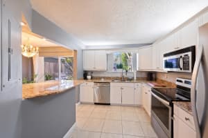 1928 Discovery Cir Circle, Deerfield Beach, FL 33442 - MLS#B26024180