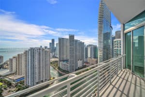 325 Biscayne Boulevard, Miami, FL 33131 - MLS#B26024189