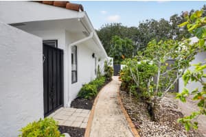 7368 Woodmont Court, Boca Raton, FL 33434 - MLS#B26024192